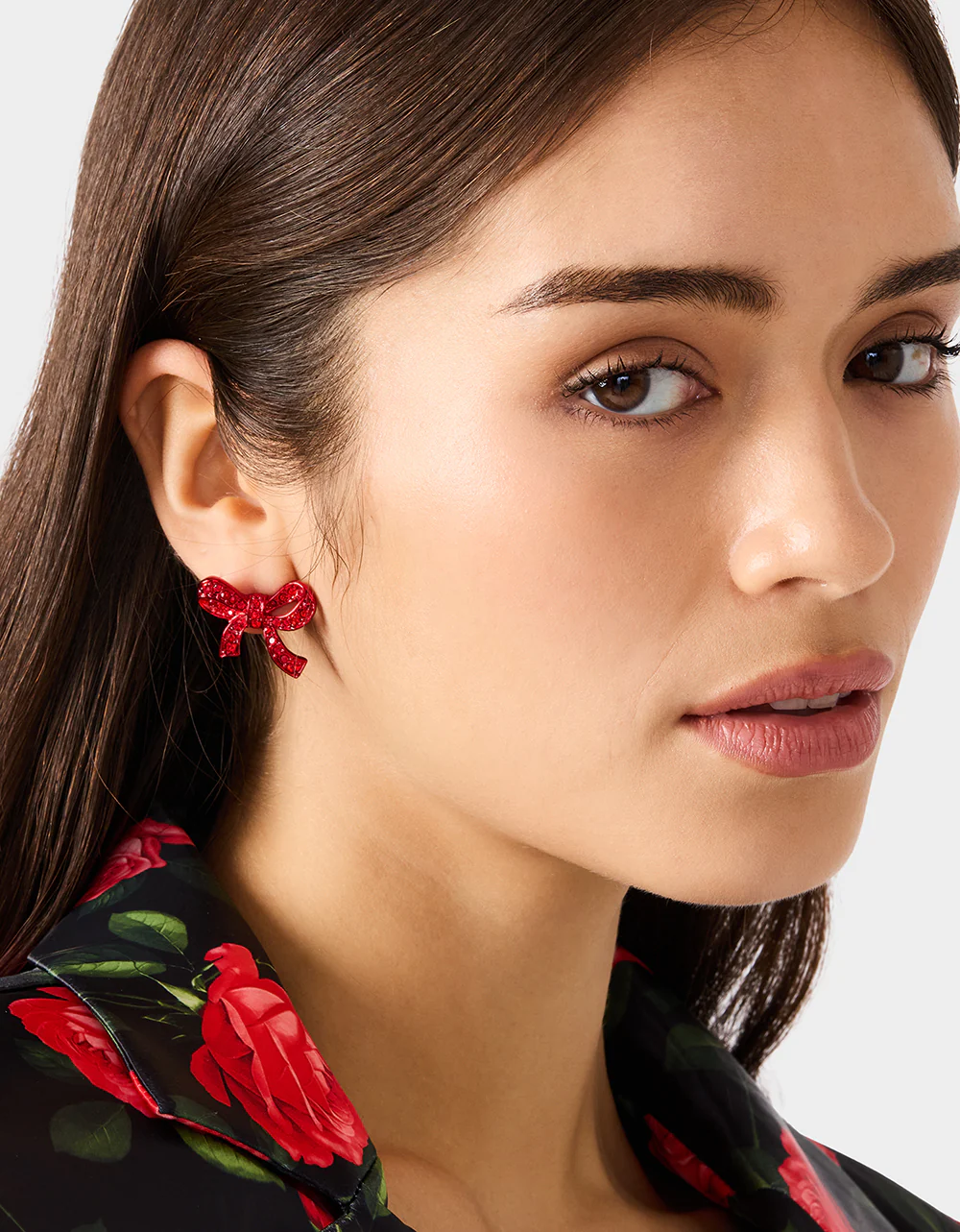 BOW STUD EARRINGS RED - Image 2